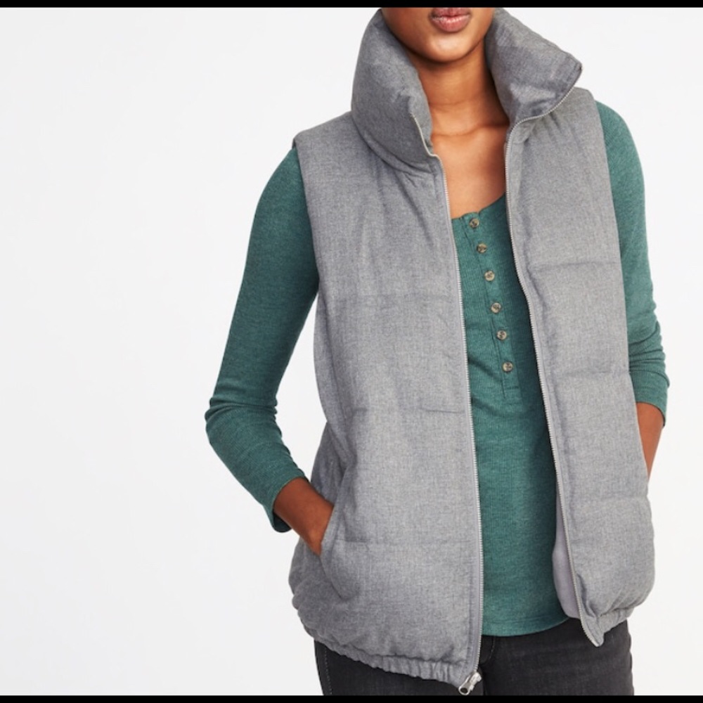 *SOLD* Old Navy Fleece-lined Puffer Vest